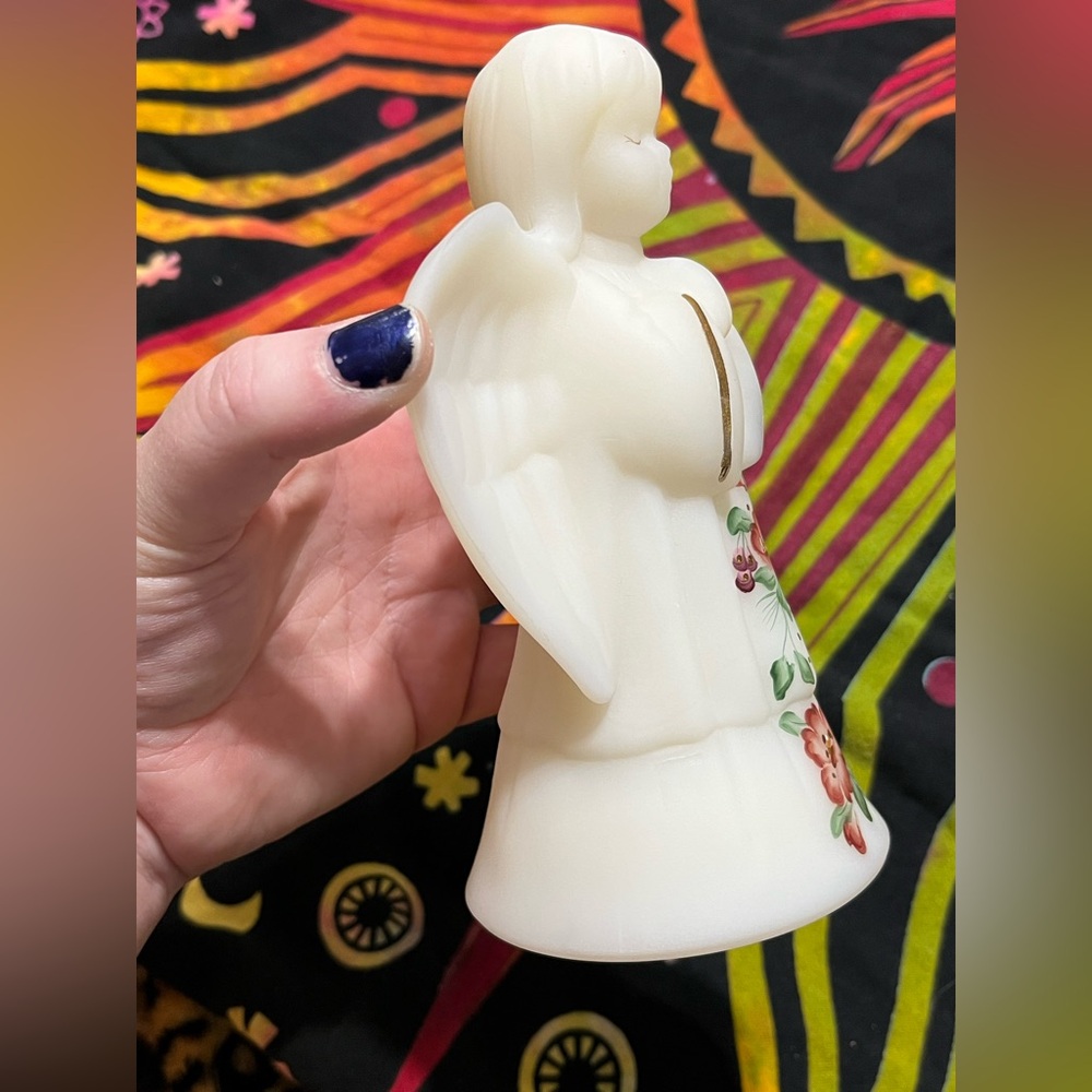Fenton Signed Hand-painted Ivory White Satin Glass 6” Praying Angel Figurine - Picture 4 of 8